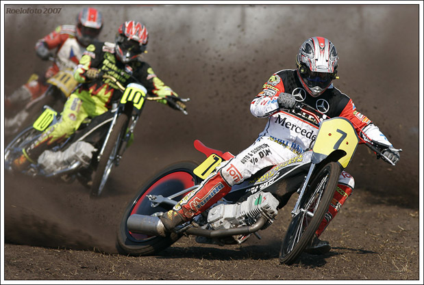Grasbaanrace Vries